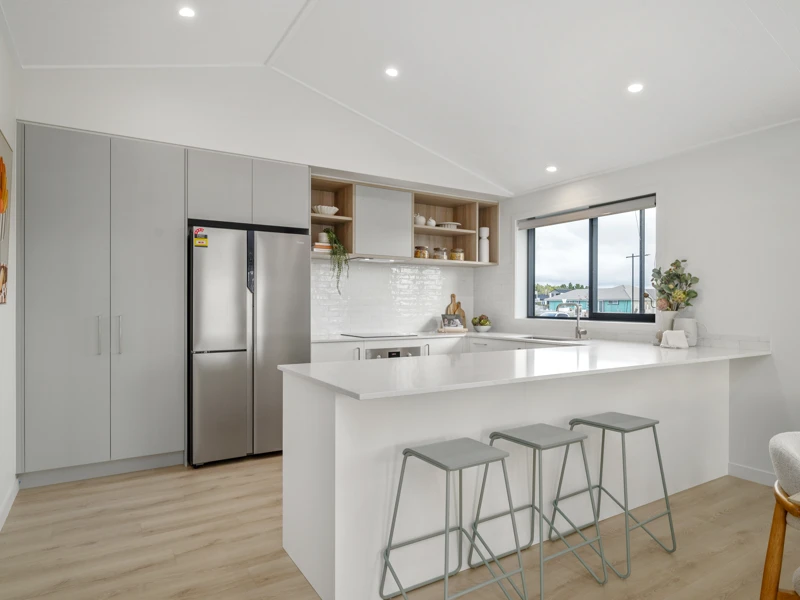 008 Open2view ID593833 99 Harakeke