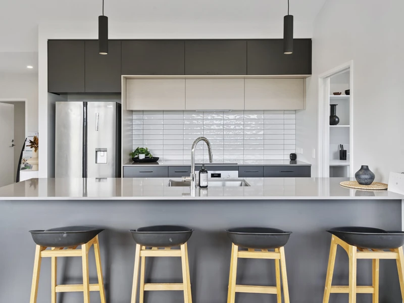 WLG104789 180 Karuhiruhi Street Teresa Mccombie 1046 1600 31