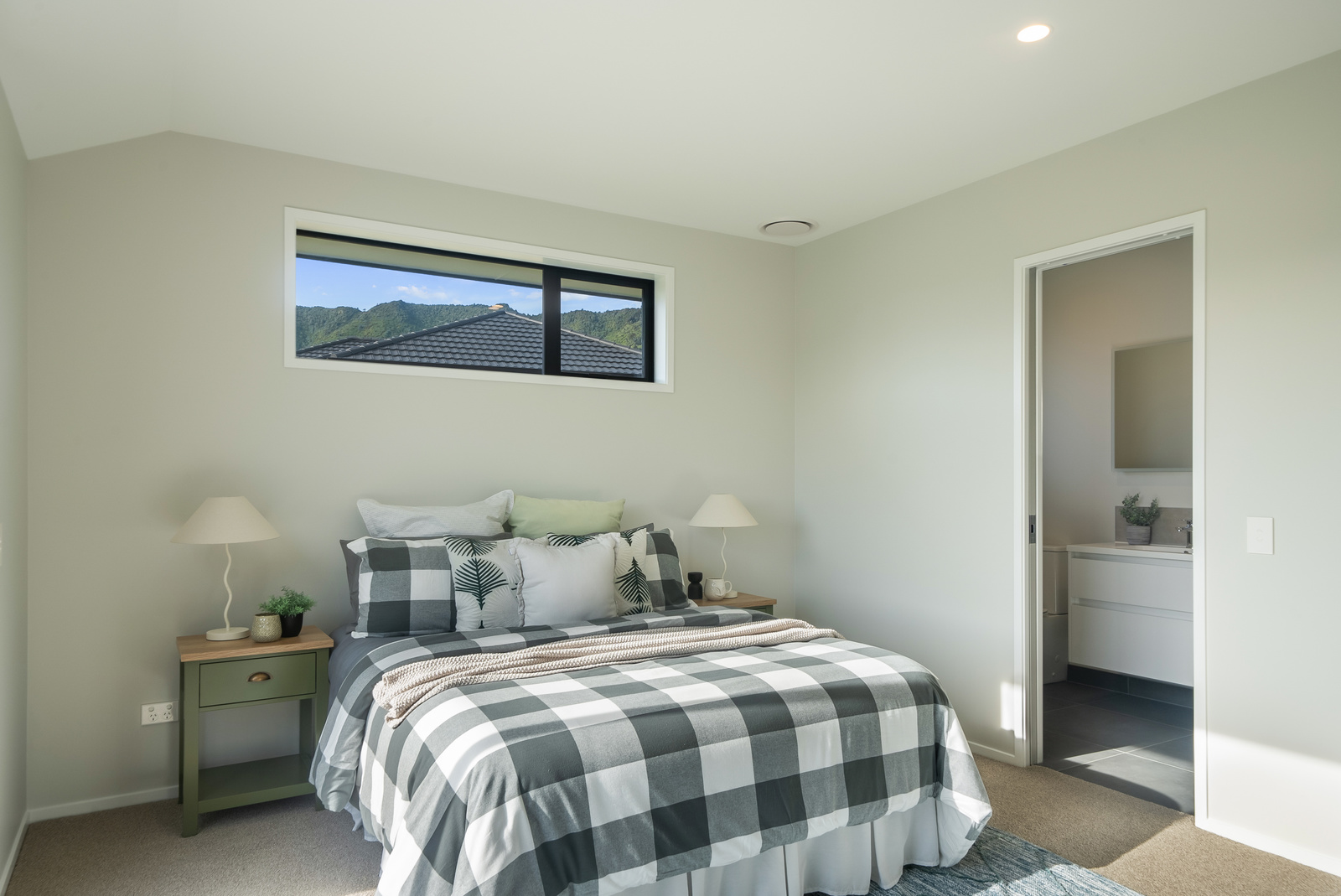 WLG104788 24 Kotuku Ngutupapa Way Brad Turner 1034 1600 17