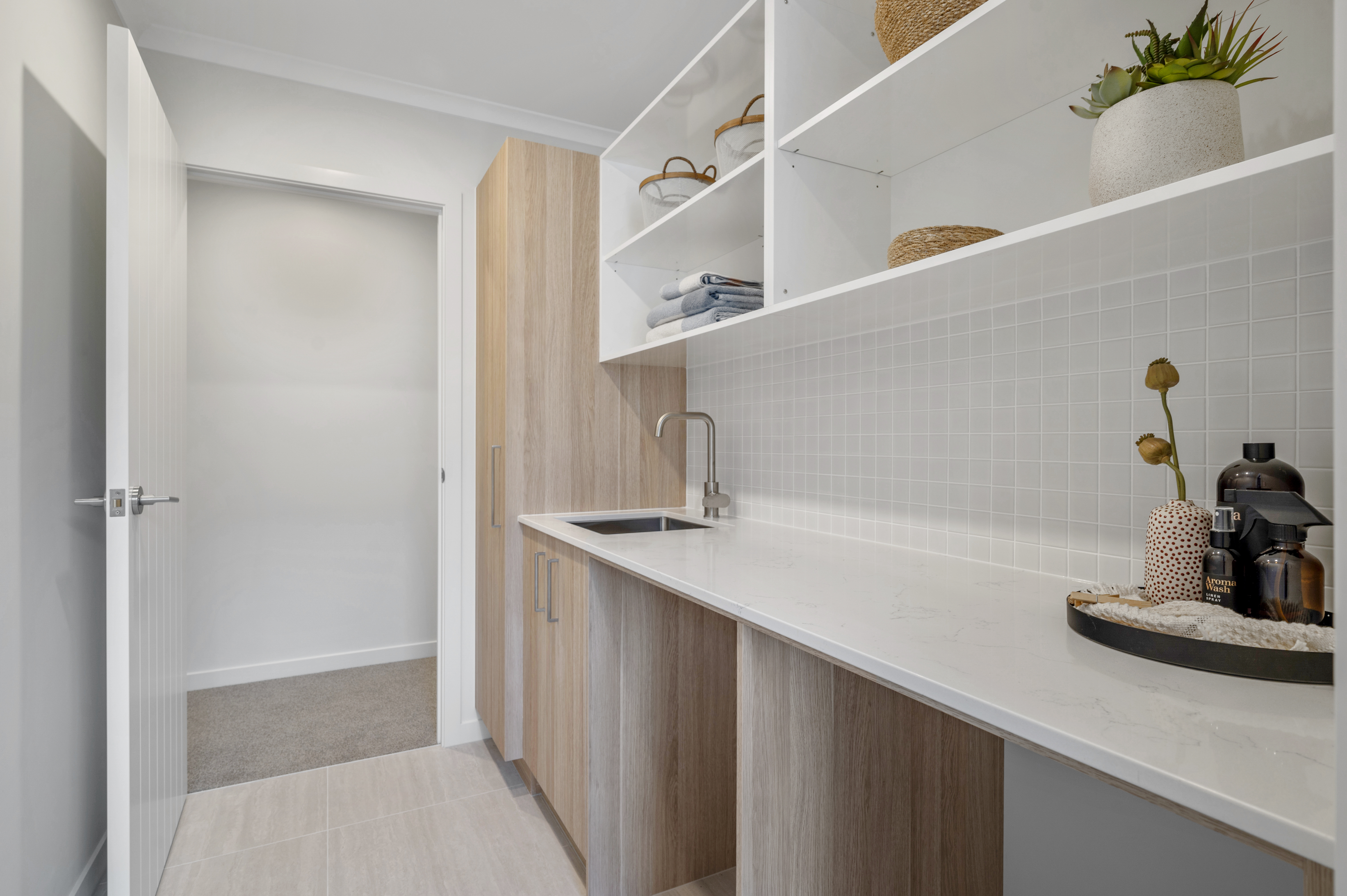 012 Open2view ID593833 99 Harakeke