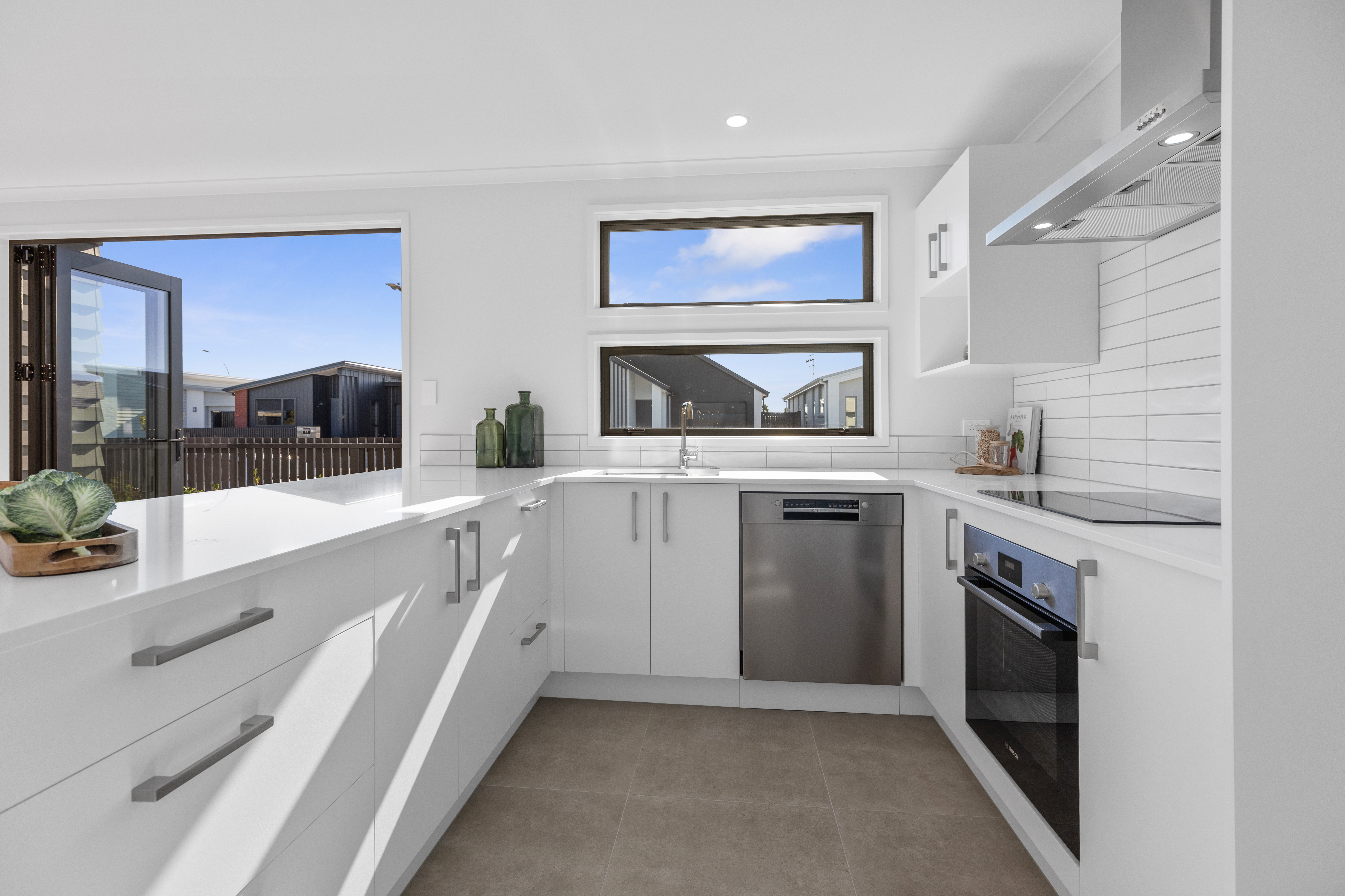 027 Open2view ID576408 8 Jersey Way Papamoa Beach (1)