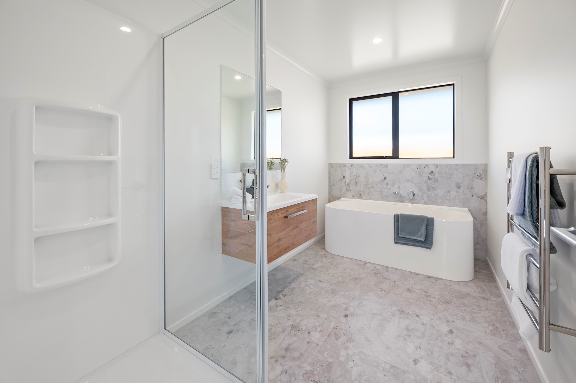 035 Open2view ID572515 44 Kohekohe (Custom)