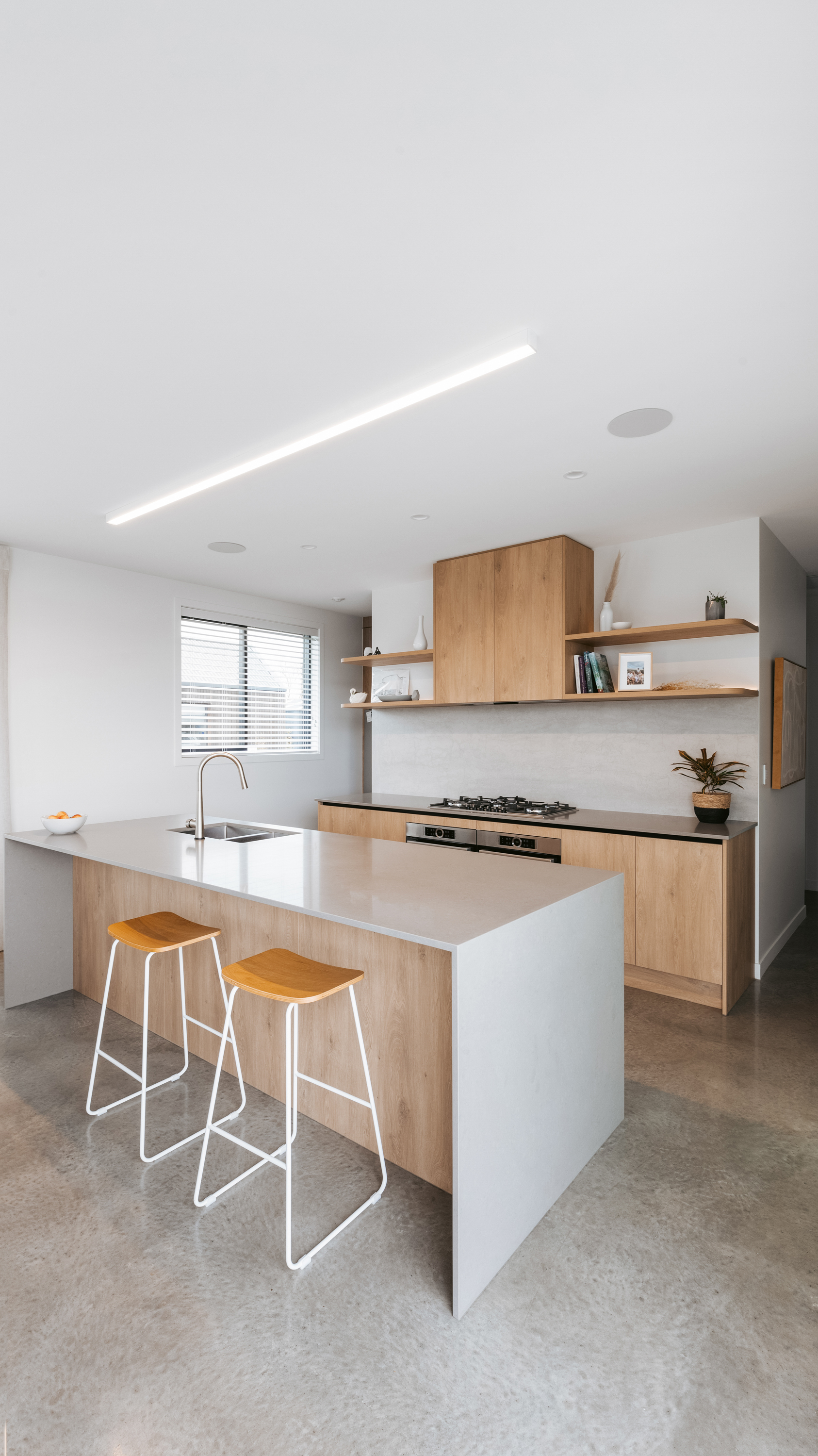 017 696 Te Kowhai Web