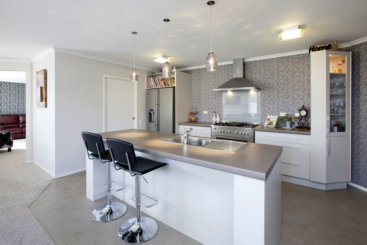 Hollister Lane 04 Highres