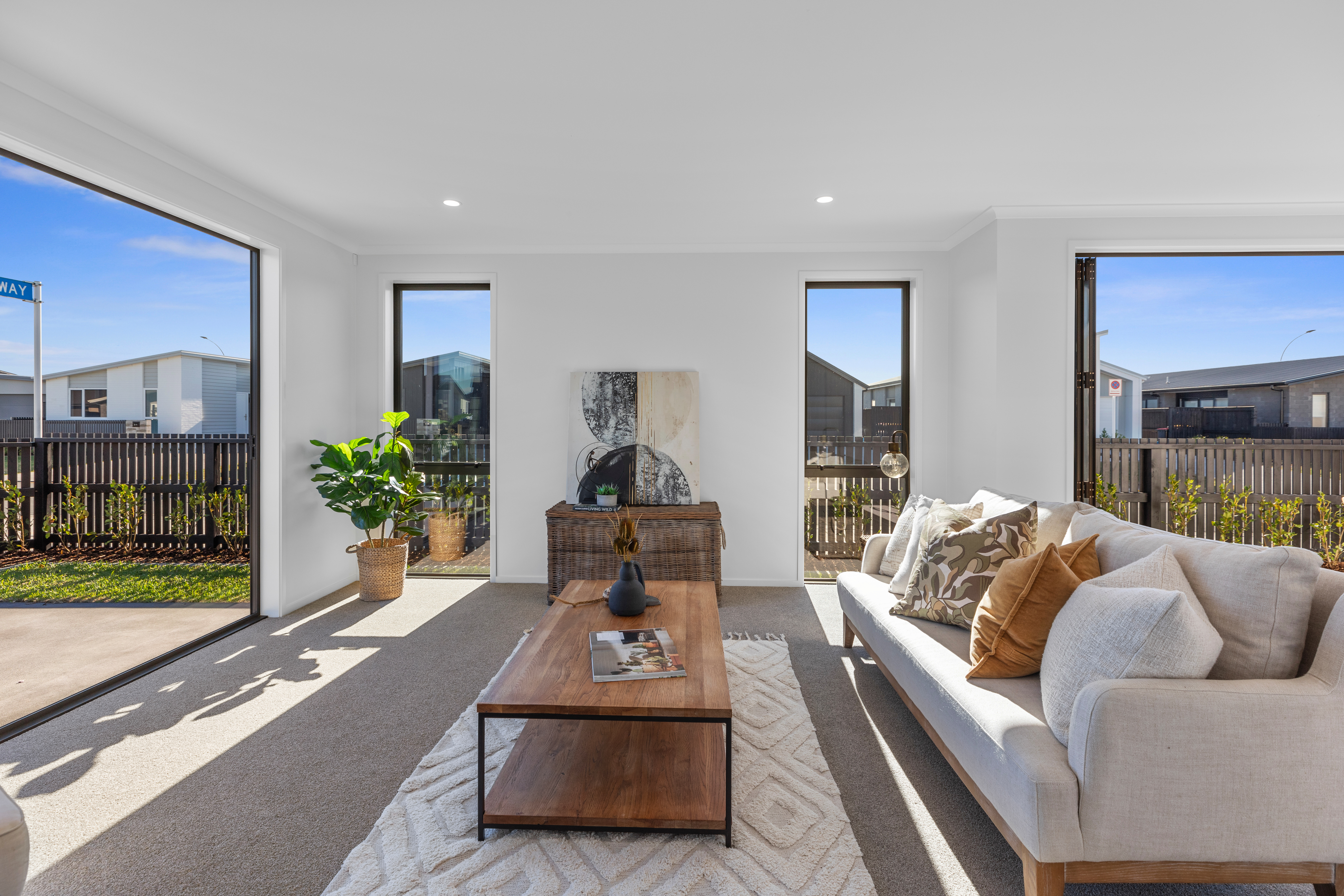 030 Open2view ID576408 8 Jersey Way Papamoa Beach (2)