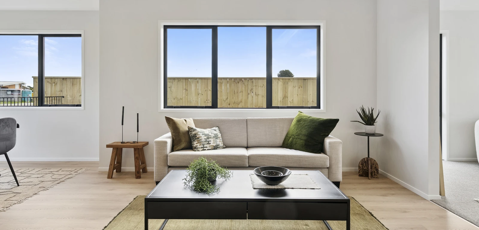 WLG104789 180 Karuhiruhi Street Teresa Mccombie 1046 1600 27
