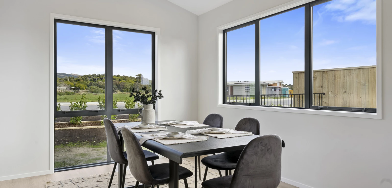 WLG104789 180 Karuhiruhi Street Teresa Mccombie 1046 1600 29