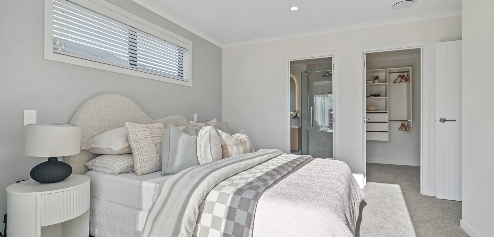 016 Open2view ID593833 99 Harakeke