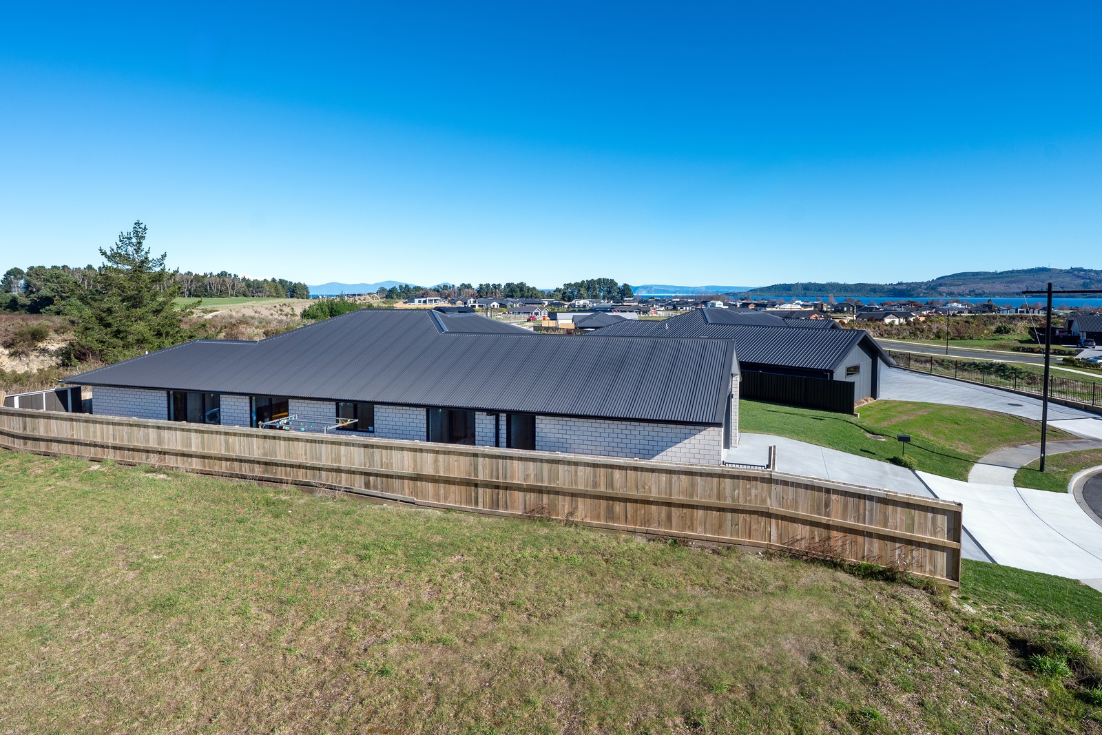 Nga Roto Estate 10 Tarata Place Tracey Carter 1039 1600 47