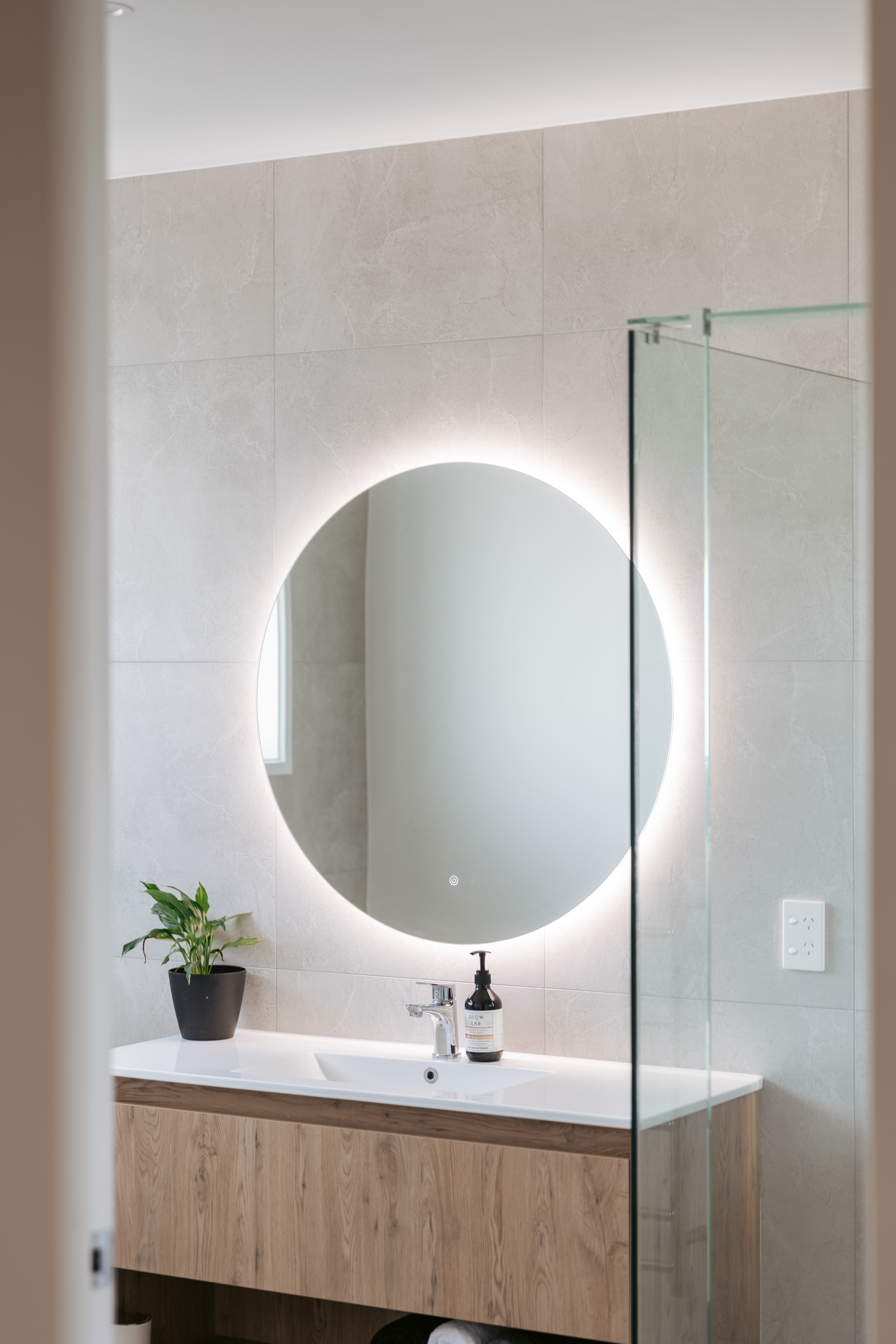 019 475B Kuranui Road Web