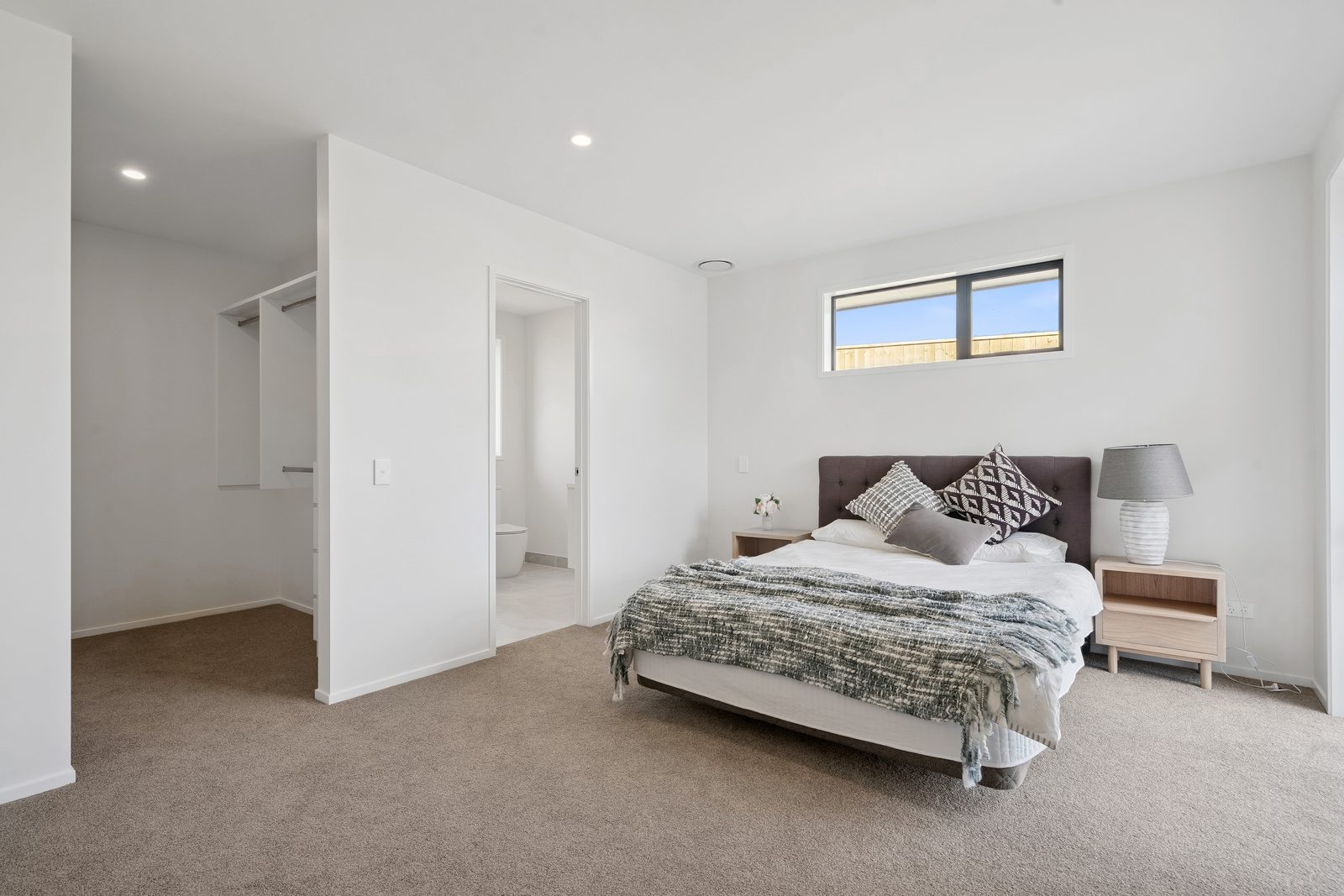 17 Kotuku Ngutupapa 9