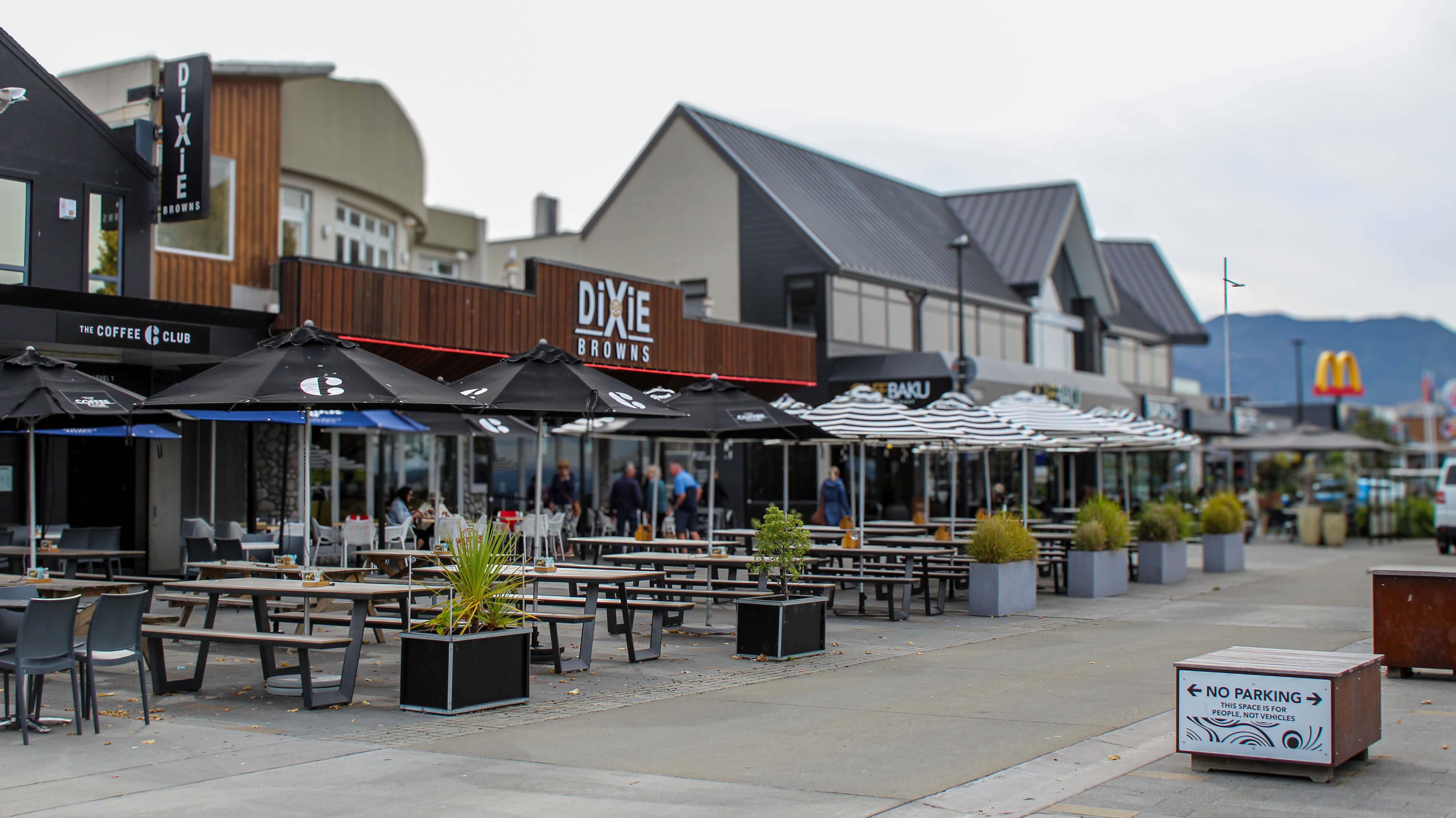Taupo Waterfront Shops And Restaurants Web