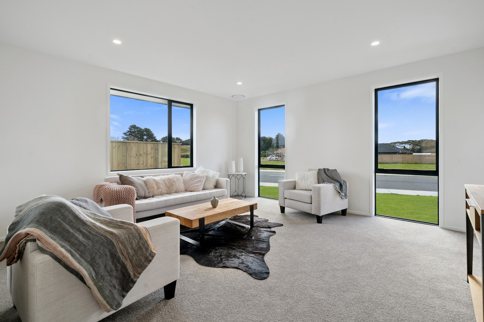 Wlg104790 17 Kotuku Ngutupapa Way Teresa Mccombie 1047 1600 21 Grass Edit