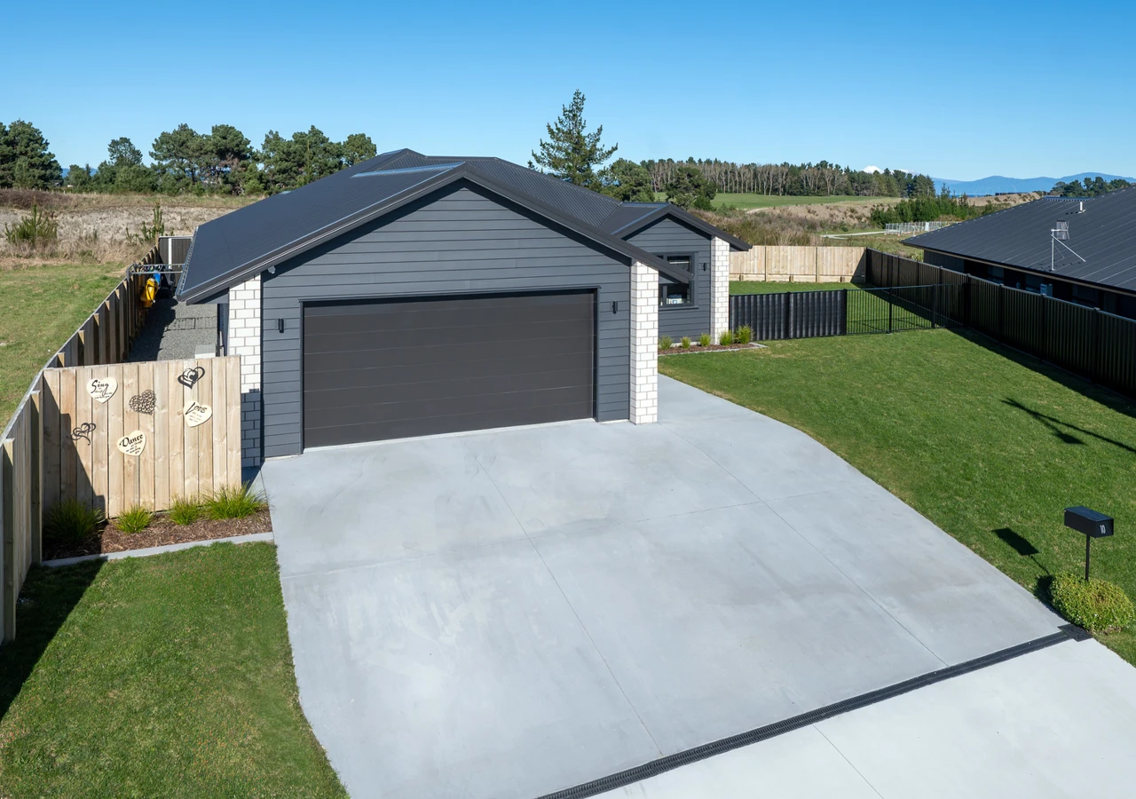 Nga Roto Estate 10 Tarata Place Tracey Carter 1039 1600 46