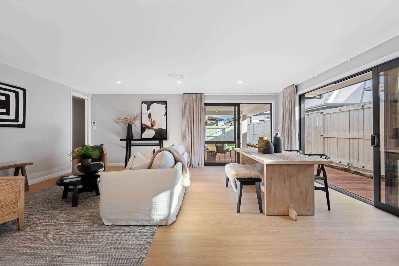 1 Entelea Cl 1 Entelea Close Deb Swanson 937 1600 2