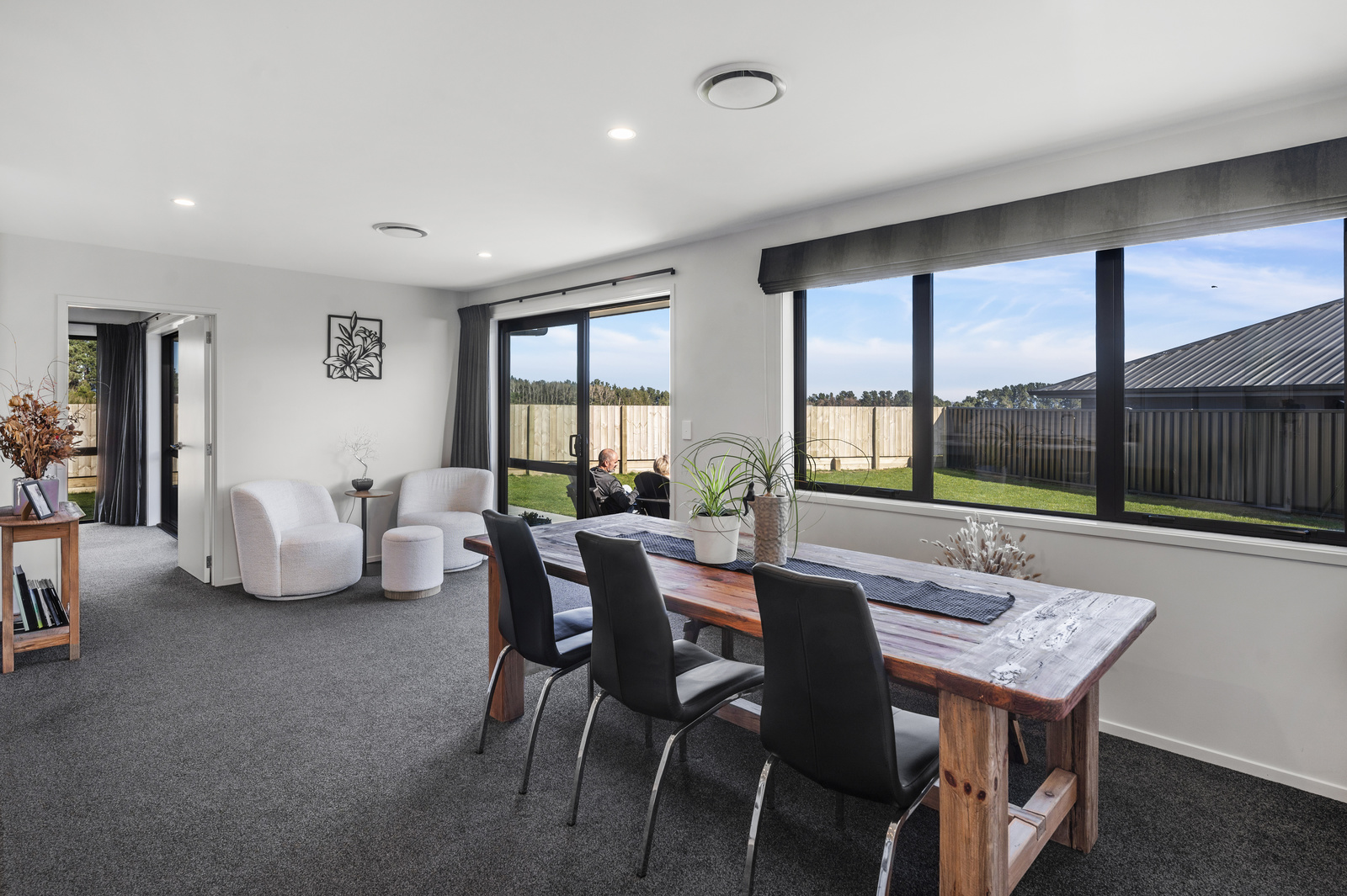 Nga Roto Estate 10 Tarata Place Tracey Carter 1039 1600 21