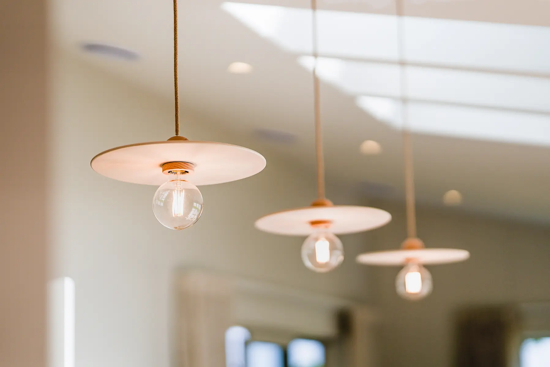 Modern hanging ceiling light fixtures