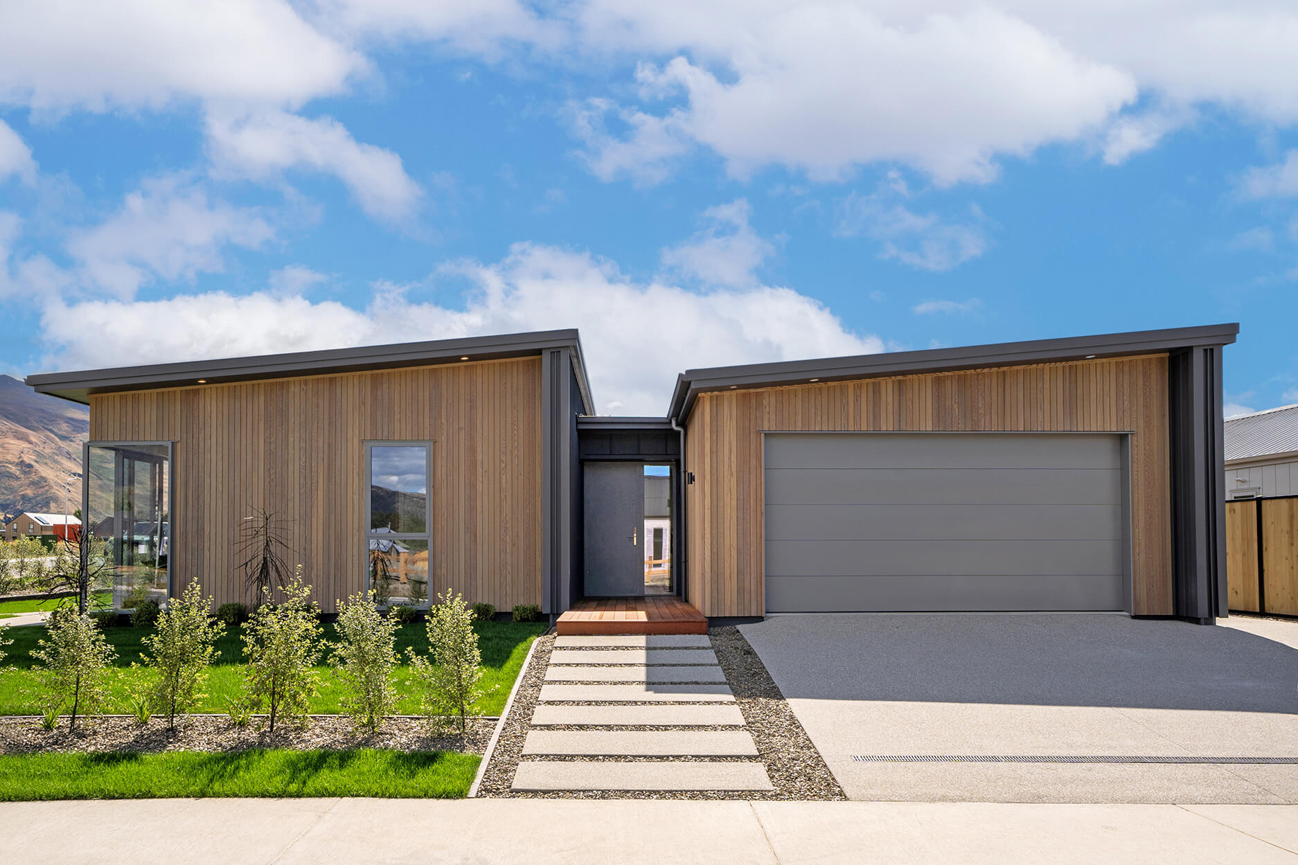 Alpine Meadows Showhome Edit Web