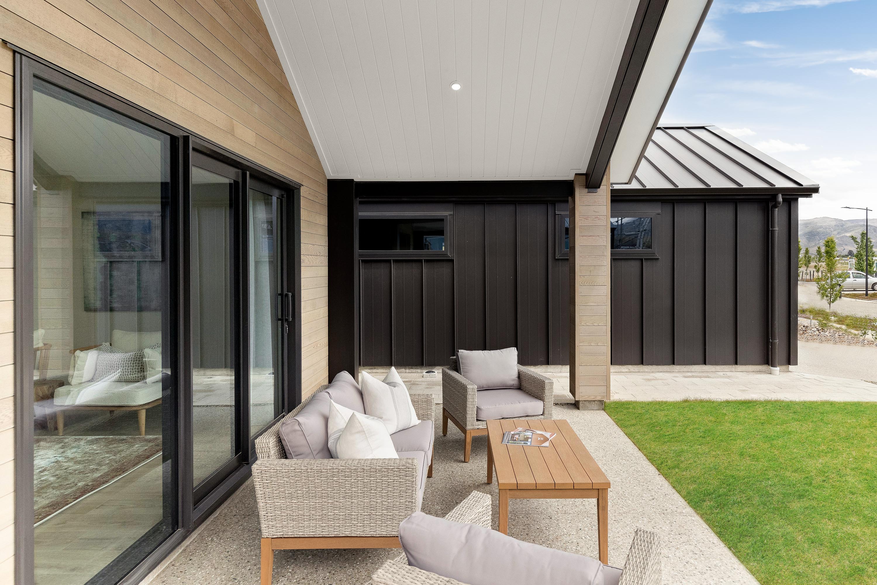 6BD Queenstown Media 35