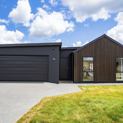 102 Wairau Drive 26