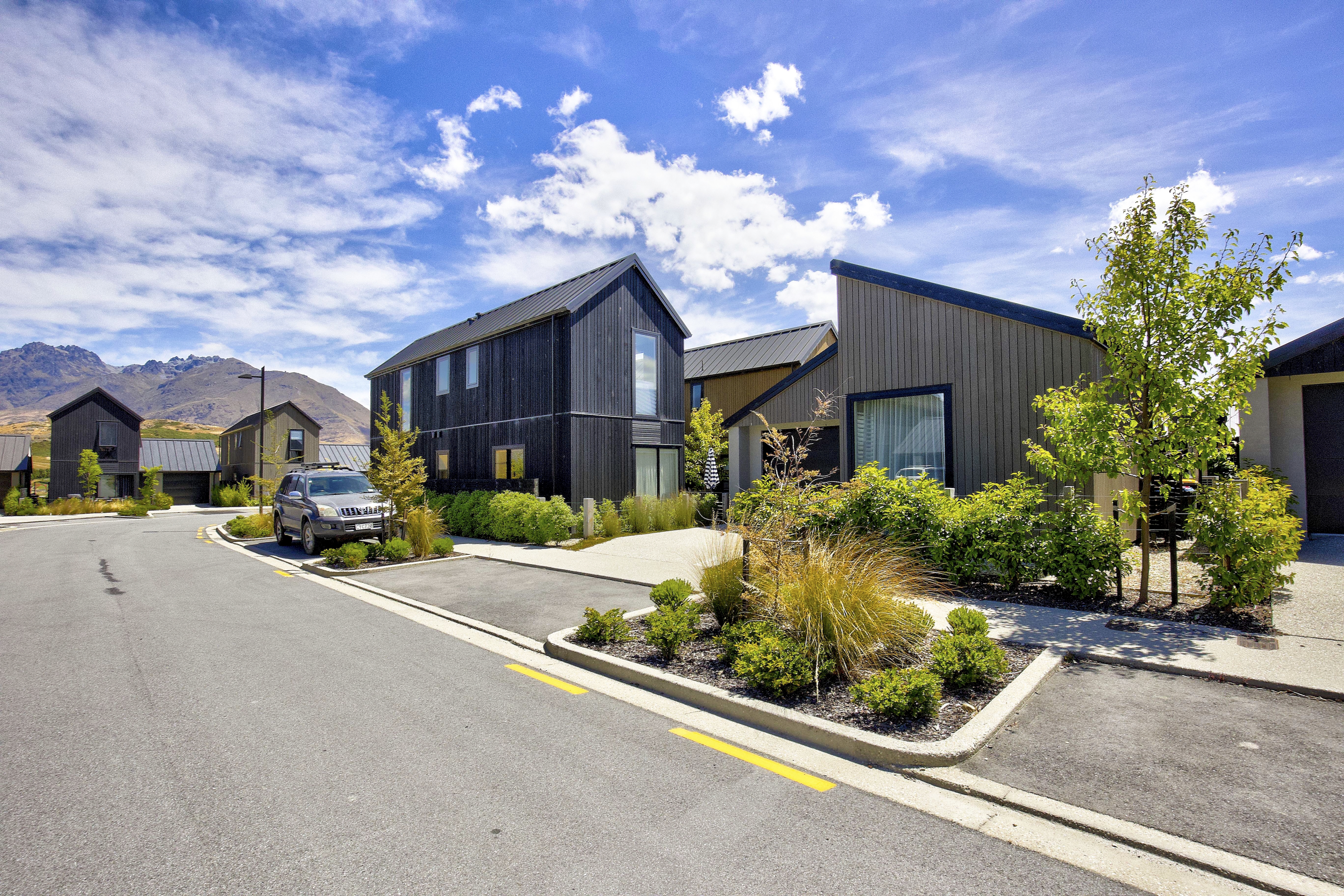 SV 22 Mulhullond Dr 24 Of 24