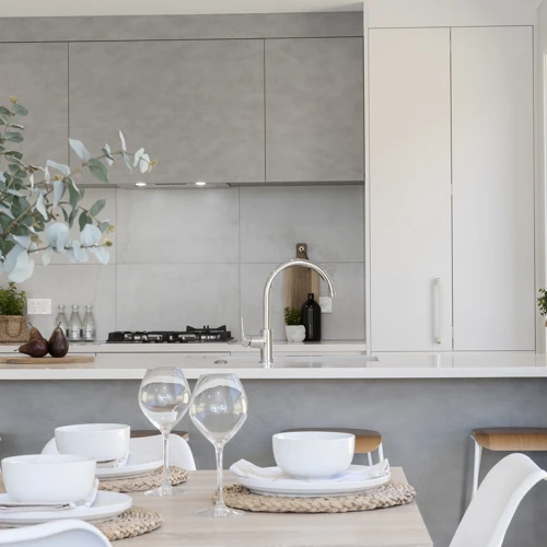 040 Open2view ID497799 16 Te Wharo Drive