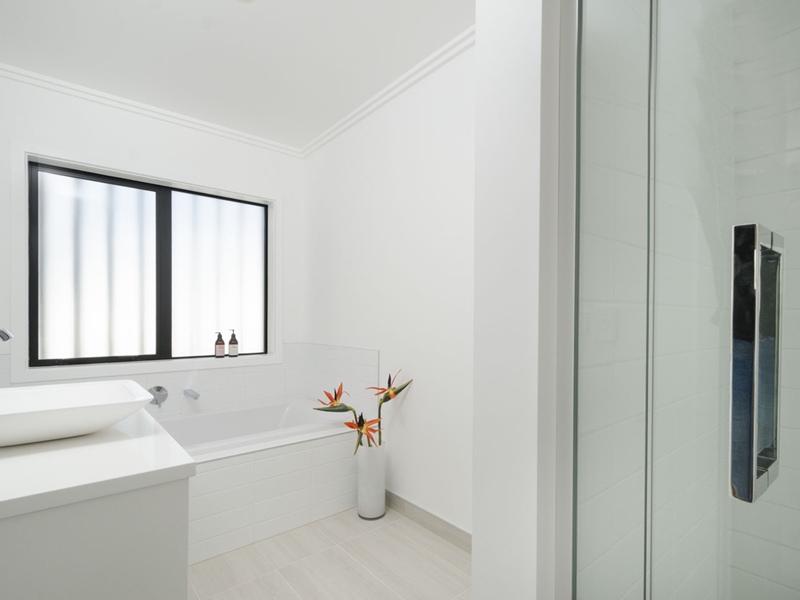 Modern bathroom Classic Builders Showhome Hobsonville Point