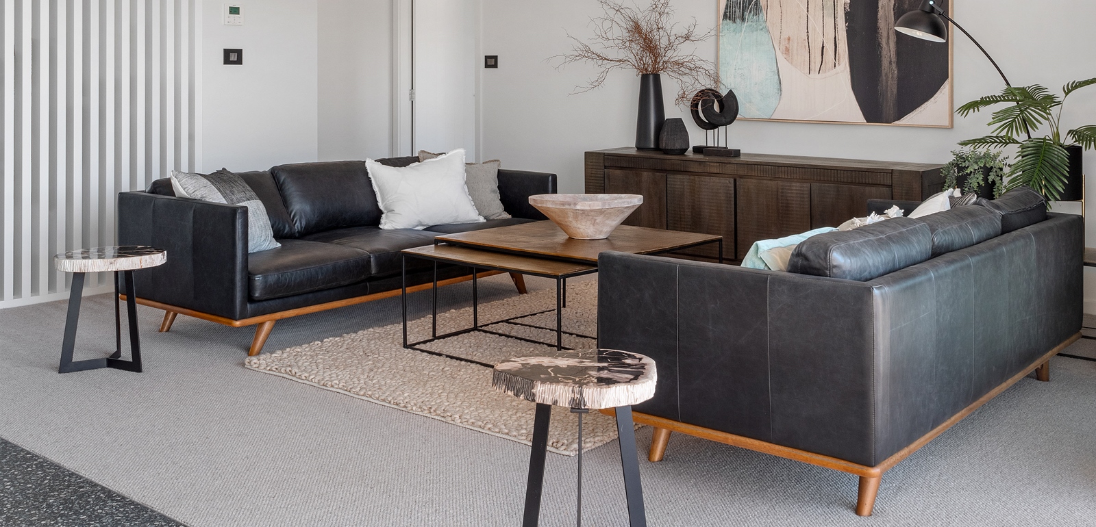 Modern living room design classic builders