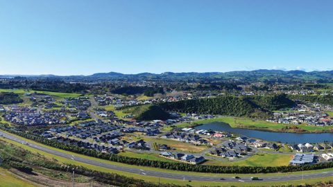 Lakes Boulevard