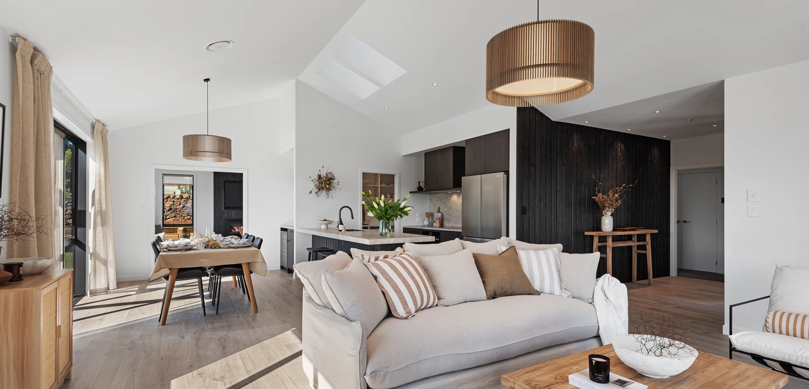 Modern, Open-Plan Living and Kitchen with Inviting Interior Ideas | Classic Builders