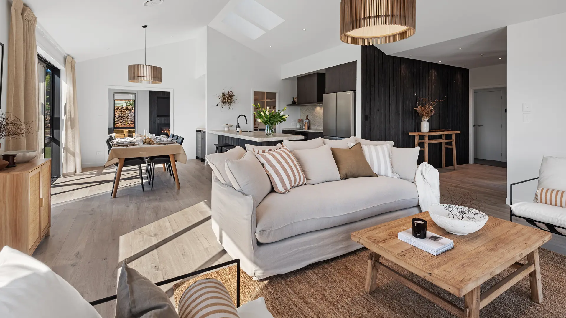 Modern, Open-Plan Living and Kitchen with Inviting Interior Ideas | Classic Builders
