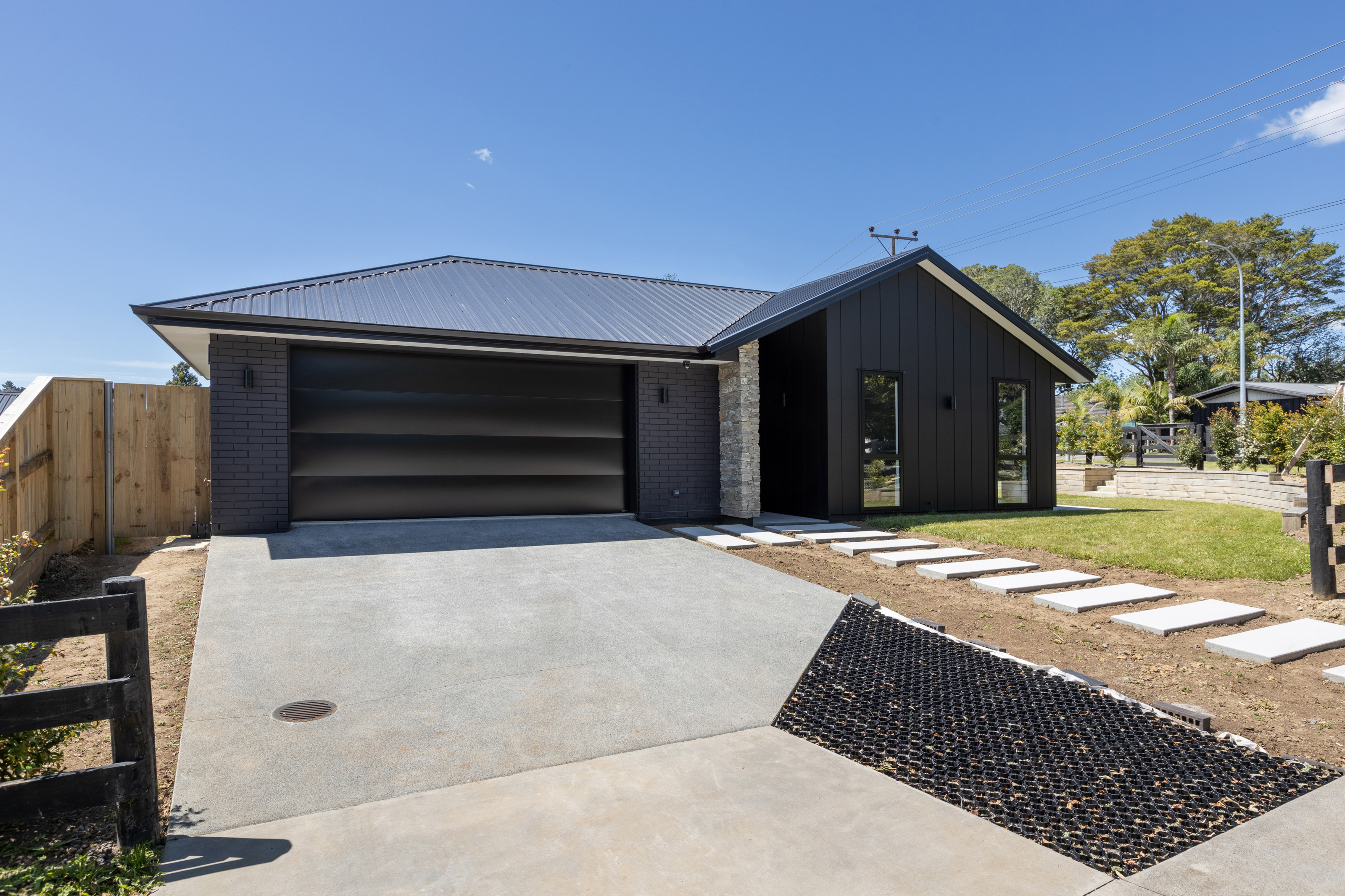 4 Mark Williams Web 17