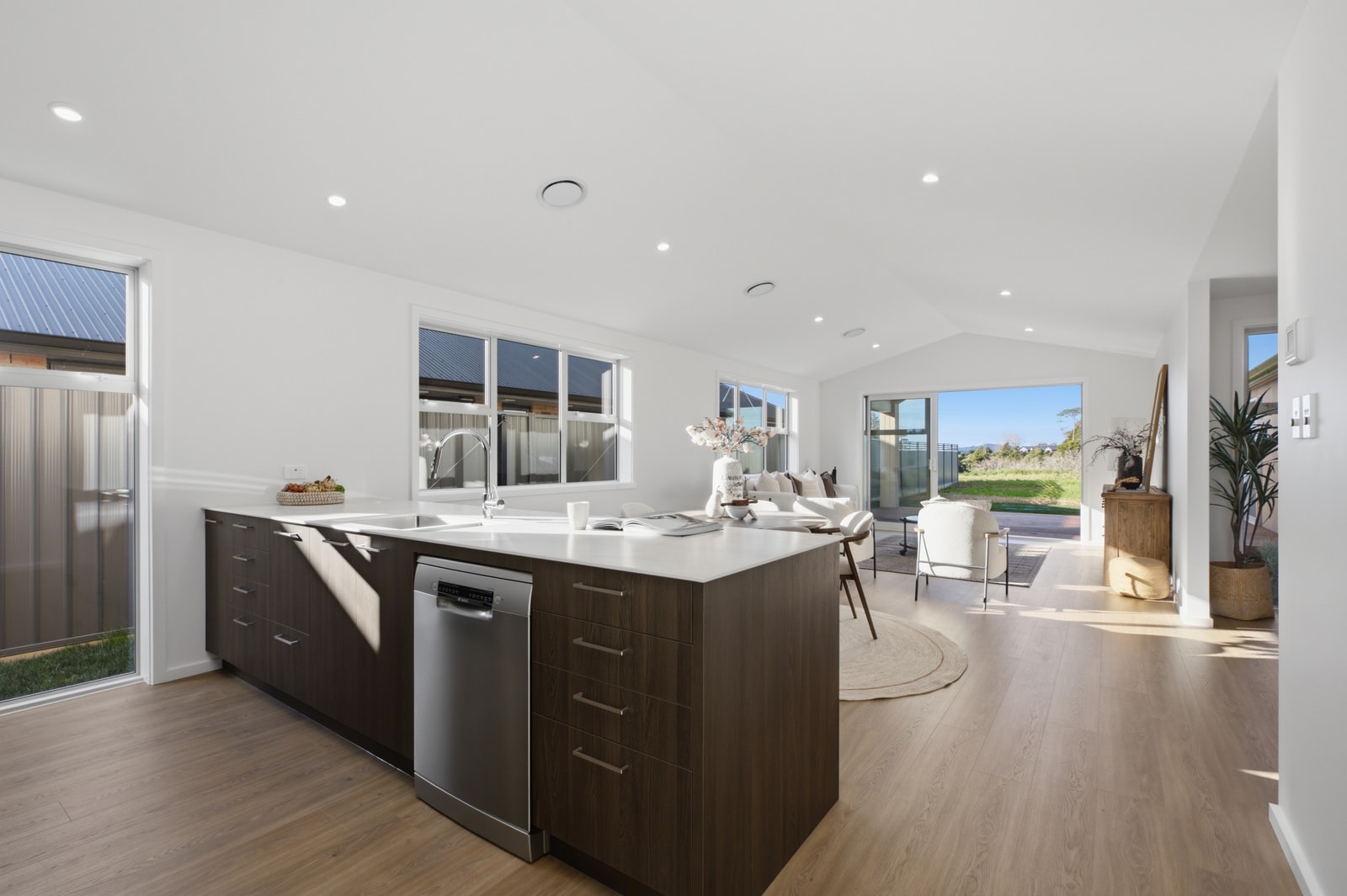 37 Tabraham Crescent