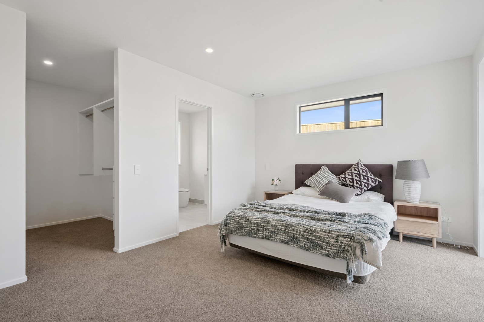 17 Kotuku Ngutupapa Way