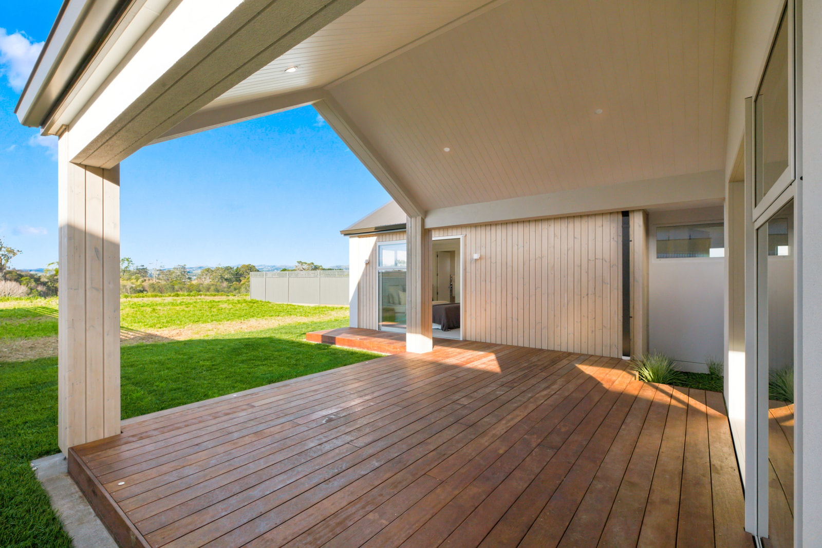 37 Tabraham Crescent