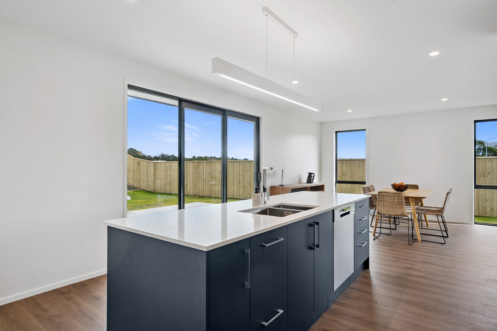 17 Kotuku Ngutupapa Way