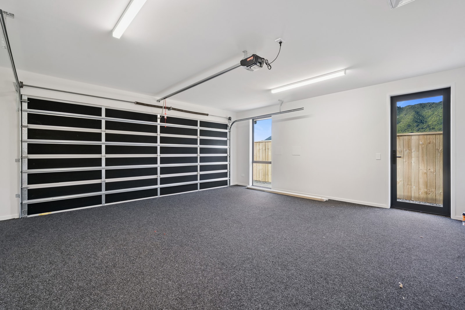 17 Kotuku Ngutupapa Way