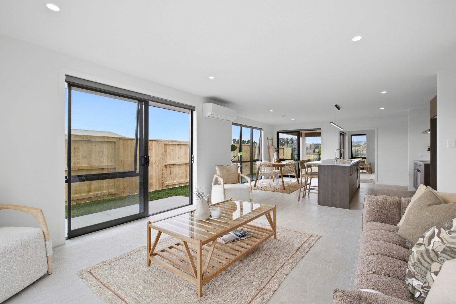 32 Triplefin Avenue