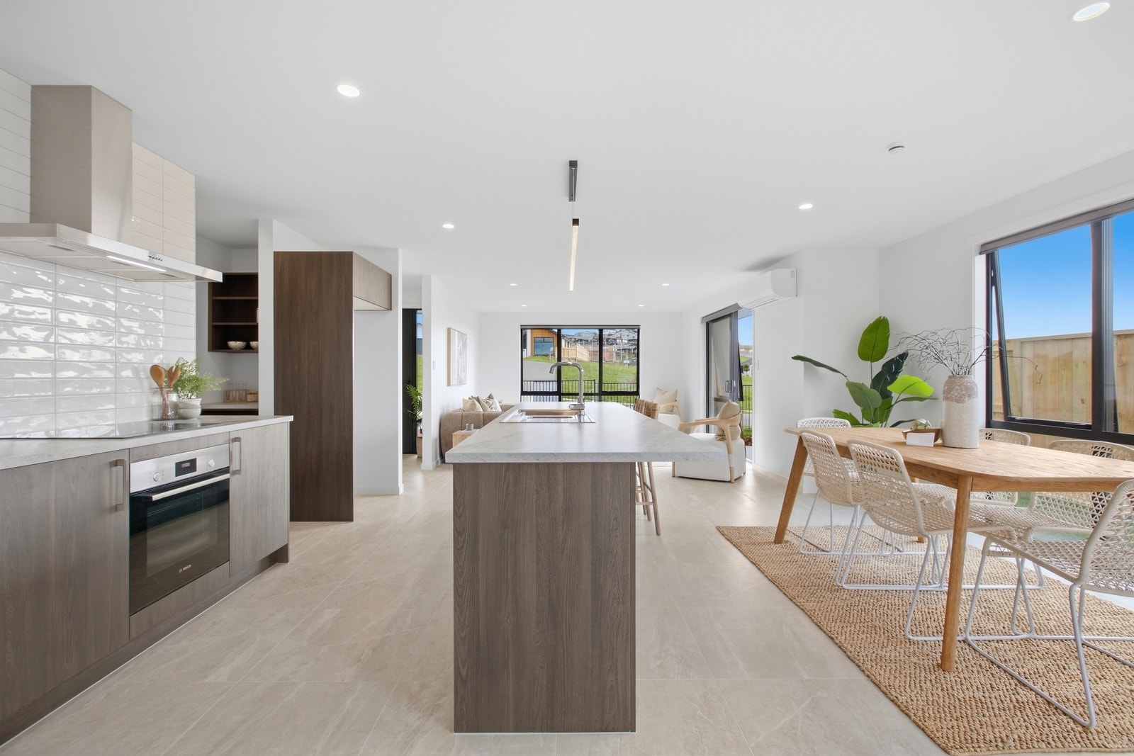 32 Triplefin Avenue