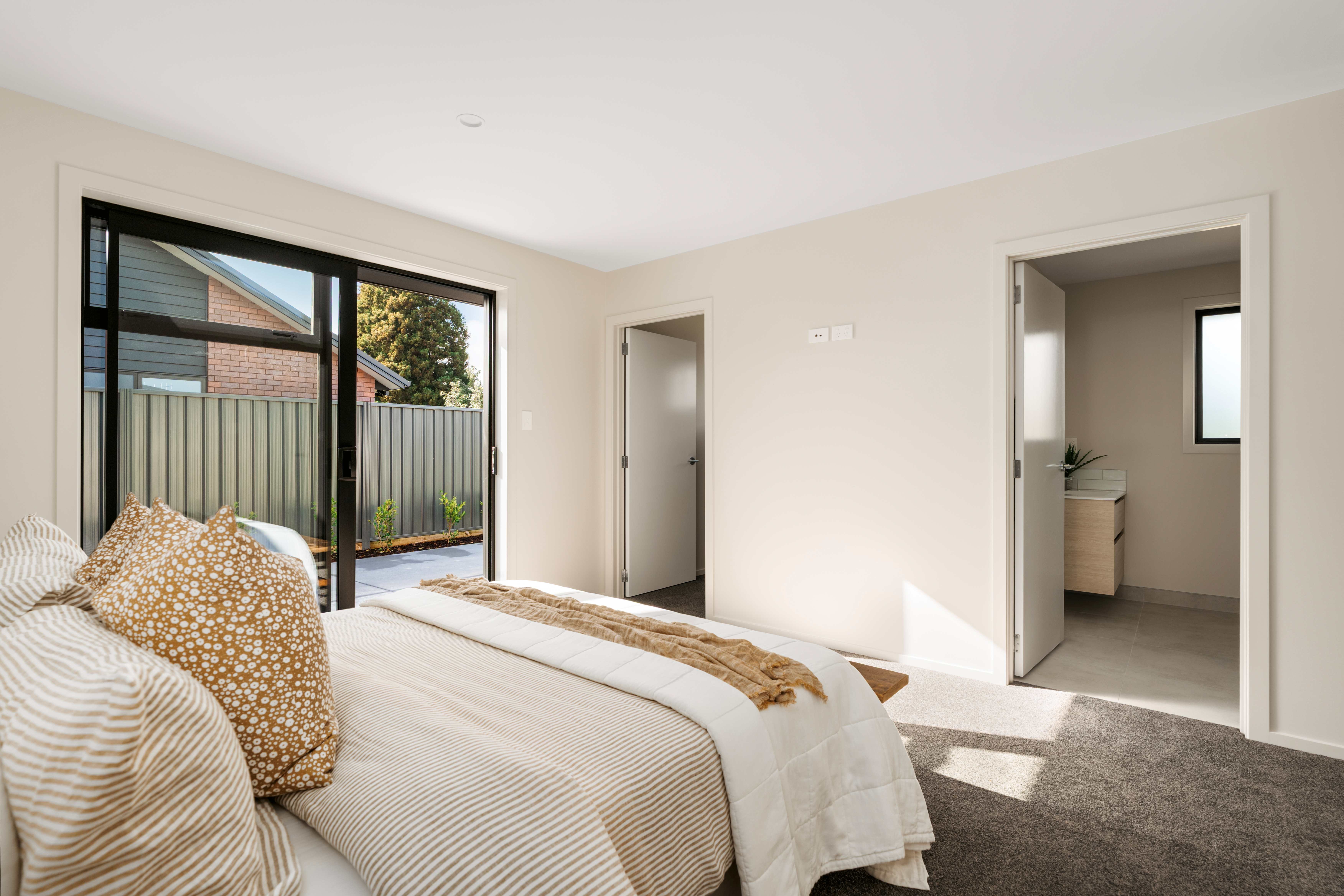 23 Tabraham Crescent